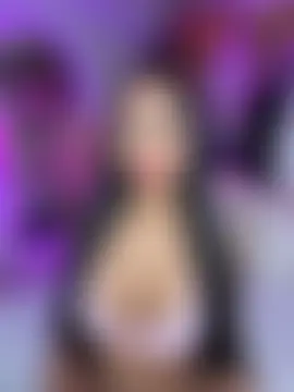 Živá chatovací místnost Rossie_Blooms