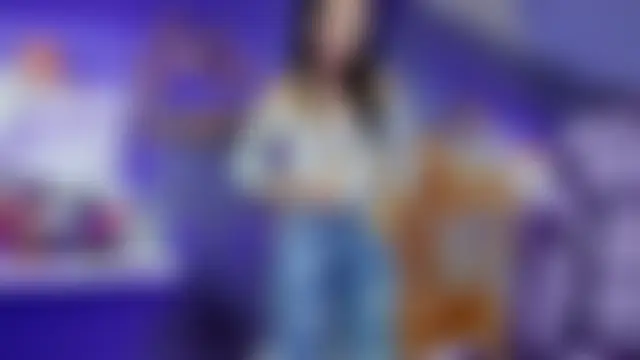 Zoe_444: δωμάτιο απευθείας συνομιλίας