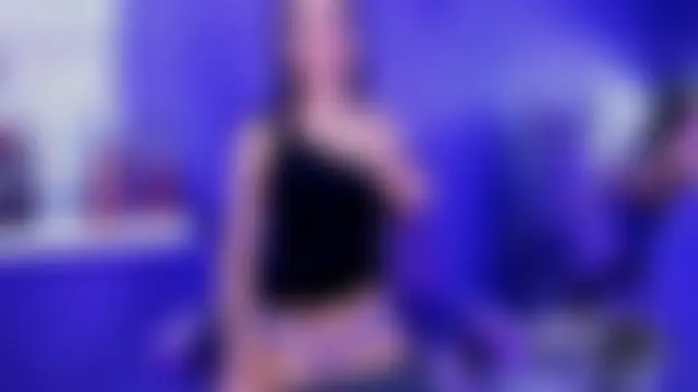 Zoe_444 লাইভ চ্যাট রুম