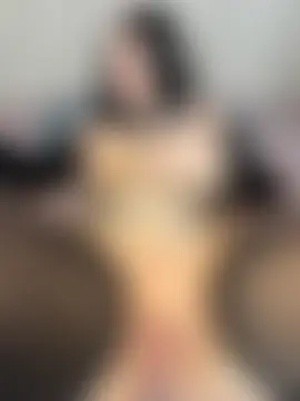 DriveThruNymphs élő chatszobája