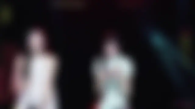 Sweet-girl-001's Live Chat Room