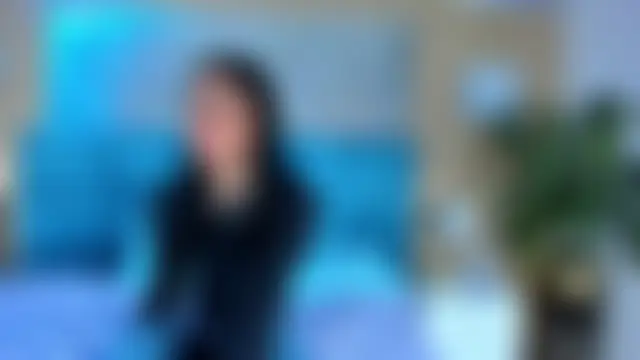 ZoeWillins Adlı Modelin Canlı Sohbet Odası