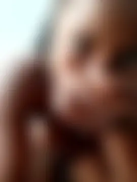 Seks show uživo modela Scarlettxx_22 na kameri