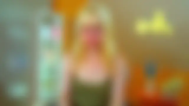 HannahHollis' Live XXX Chat