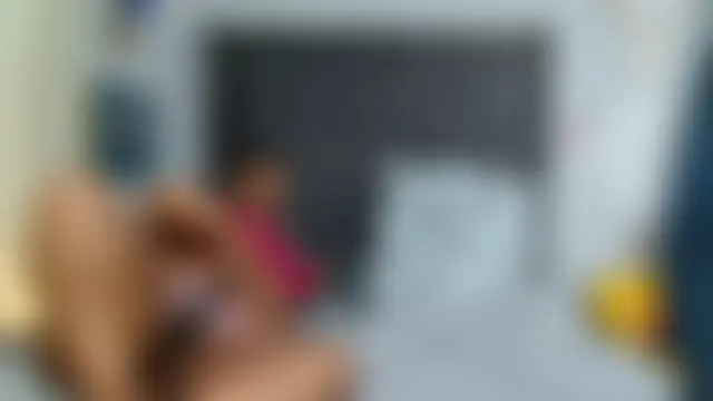 BUSTYQUEEN56_ Adlı Modelin Web Kamerası Şovu