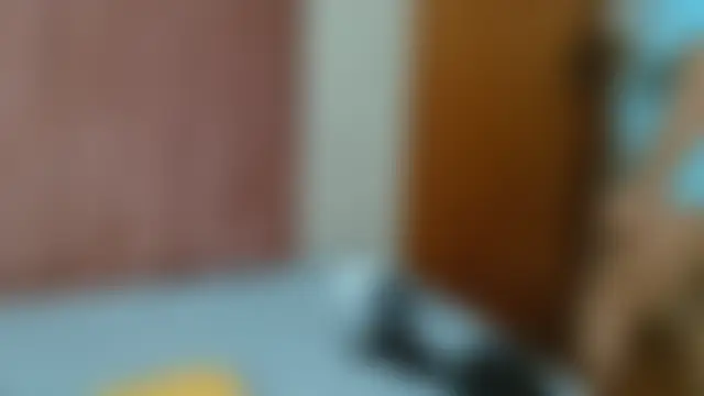 BUSTYQUEEN56_ – Naživo chatovacia miestnosť