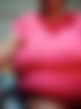 BUSTYQUEEN56_'s Live Chat Room