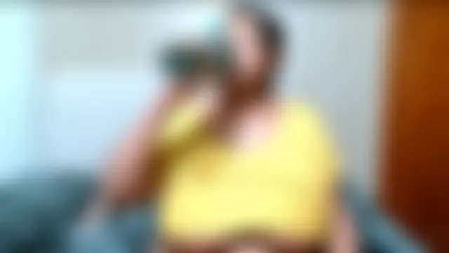 BUSTYQUEEN56_ Adlı Modelin Canlı XXX Sohbeti
