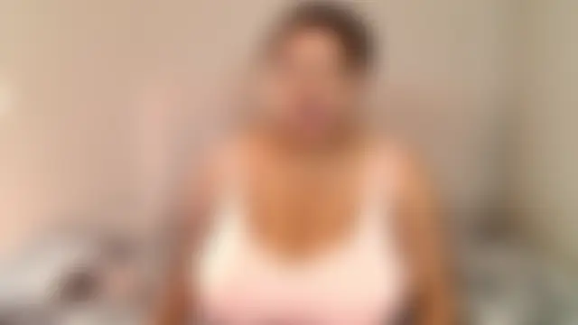 BUSTYQUEEN56_'s Live Webcam Show