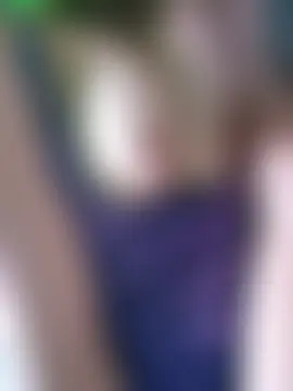 Zoe_aylor élő chatszobája