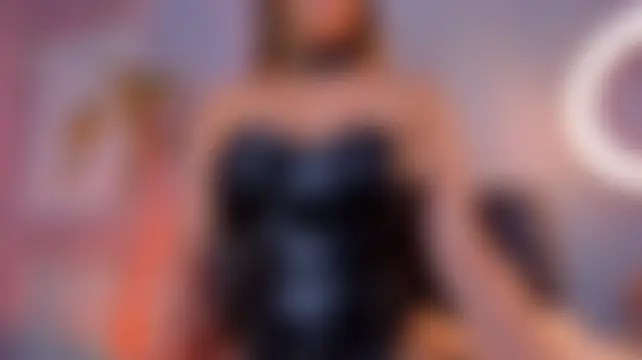 NiaCrawfordd XXX чат на живо