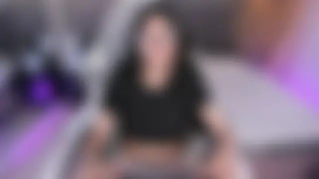 amber_hill_'s Live Chat Room