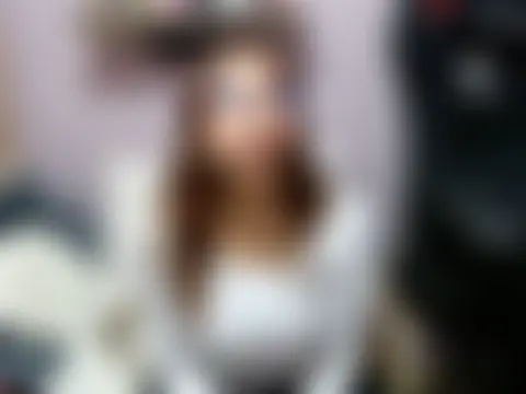 Kitana_kitty élő XXX-chatje