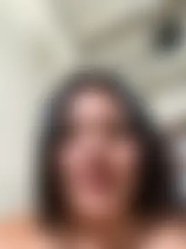 Emily_Gomezz Live chatroom