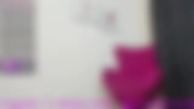 Katia_Bloome Adlı Modelin Canlı Sohbet Odası