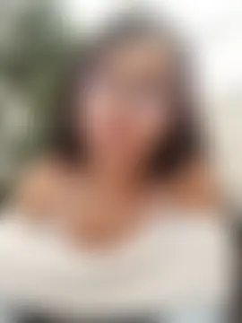 غرفة دردشة IsaabellaSweet المباشرة