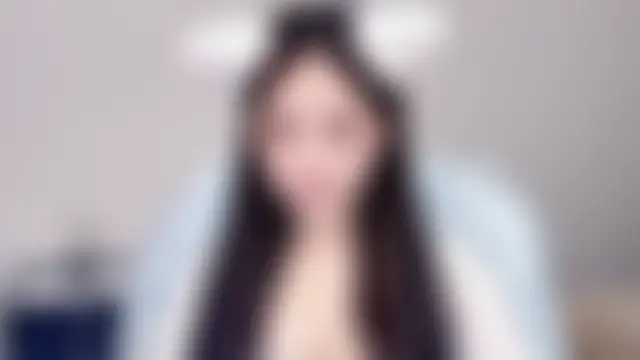 _222Mia Adlı Modelin Canlı Sohbet Odası