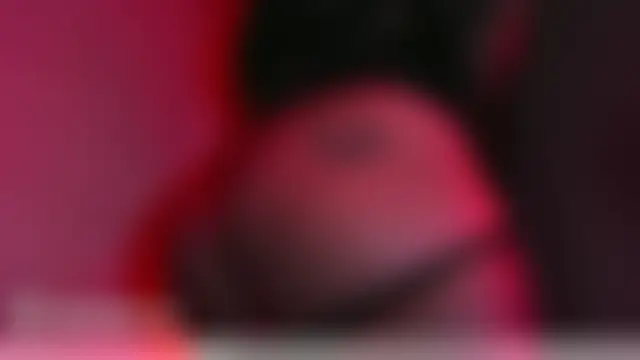 Živá chatovací místnost LarissaHell