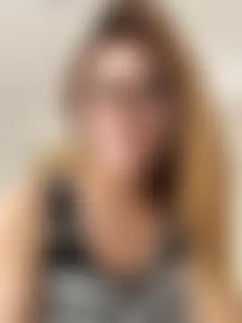 okgirl_23's Live XXX Chat