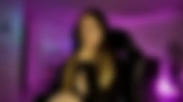 Barbie20_'s Live Chat Room
