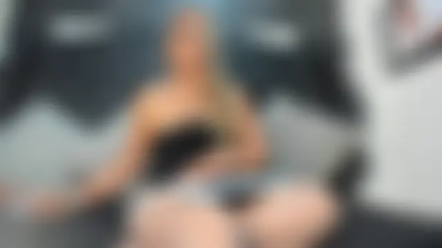 LilithBoneth's Live Webcam Show