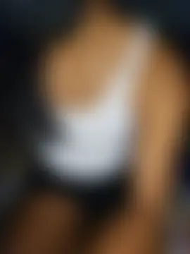 MidnightTease_'s Live Chat Room