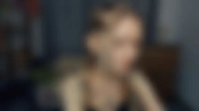 Chat soba uživo modela EstellaZion