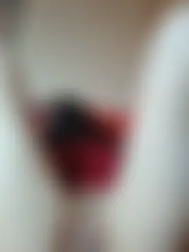 Cherry-squirtt – Naživo chatovacia miestnosť