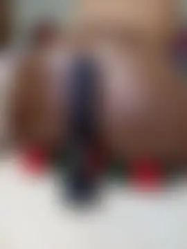 Fat_pussyx's Live Webcam Chat