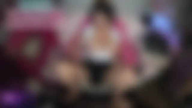 nikki_juggs Adlı Modelin Canlı Sohbet Odası