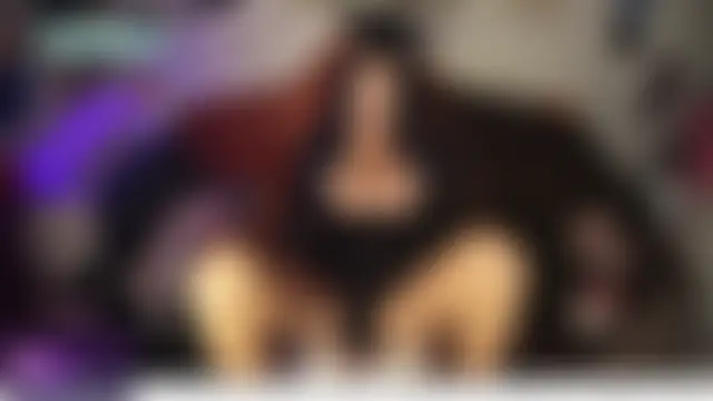 nikki_juggs' Webcam Show