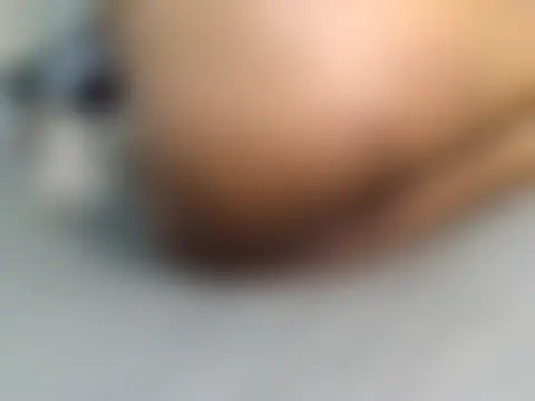 Thiq_bae – Naživo chatovacia miestnosť