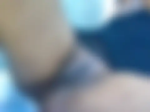 Thiq_bae Live chatroom