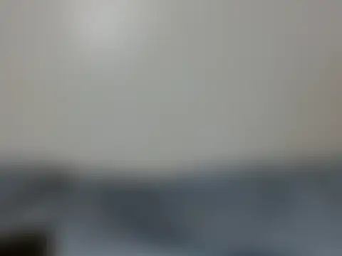 lue_bianca élő chatszobája