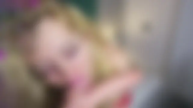 غرفة دردشة Quinn_Alessia المباشرة