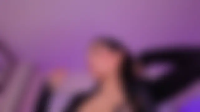 Celine_Carter Adlı Modelin Canlı XXX Sohbeti