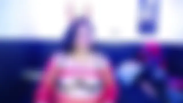 Phòng Chat Trực Tiếp Andrea_curvy_