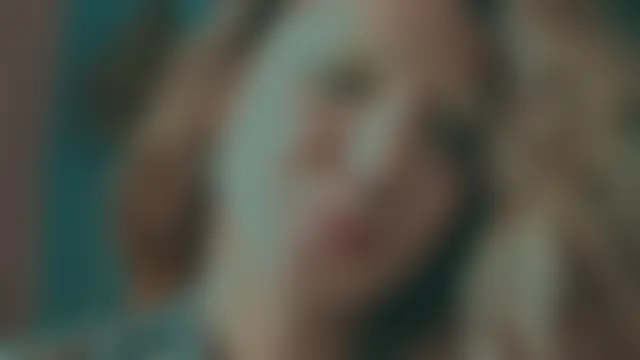 חדר צ'אט בשידור חי של VivienDarkbloom