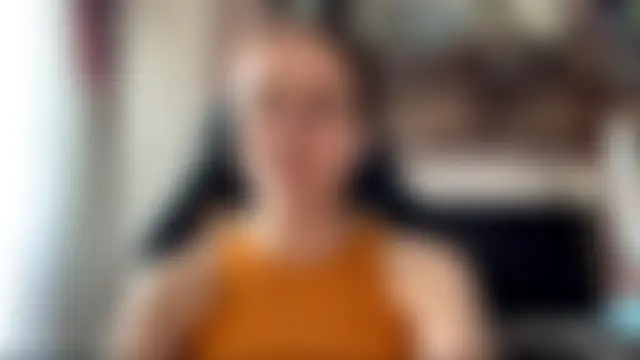 TaIliedGuest élő chatszobája