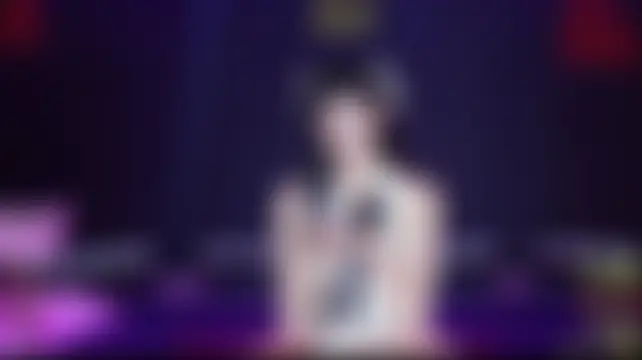Comebaby007 现场性爱视讯表演