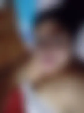 Quiara_18 Adlı Modelin Canlı Sohbet Odası