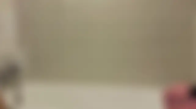 חדר צ'אט בשידור חי של DongMoolt