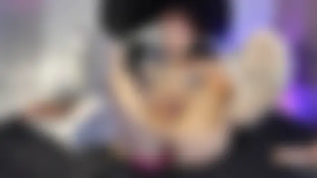 EclipSabrina Adlı Modelin Canlı Seks Kamerası Şovu