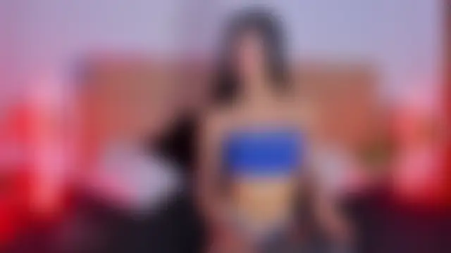 LaraRous Webcamshow