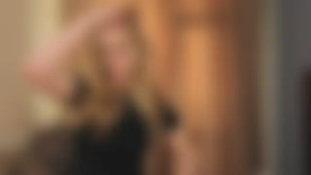 CaroleeIlle Live chatroom