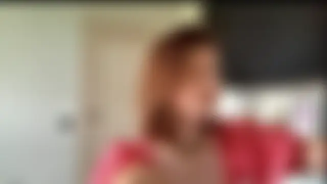 غرفة دردشة Karolinefrog المباشرة