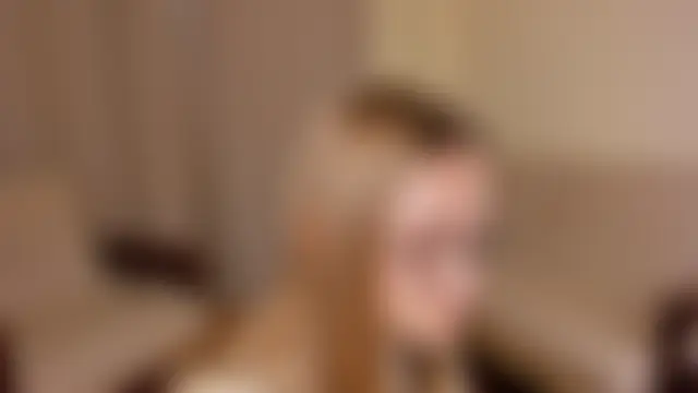 FemMantis élő chatszobája