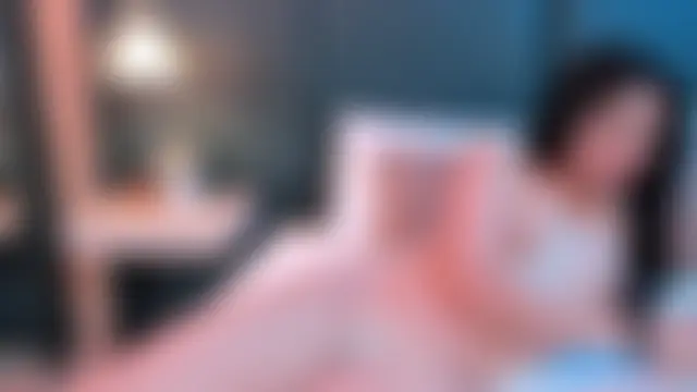 EliseBell's Live XXX Chat
