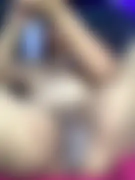 Ava_rosse Adlı Modelin Canlı XXX Sohbeti