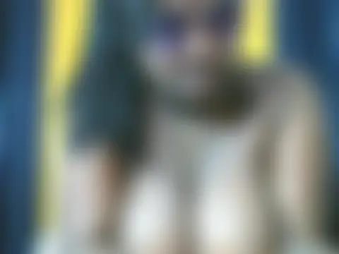 Bustyy_Bitch Adlı Modelin Web Kamerası Şovu
